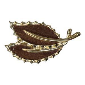 Vintage Exquisite Leaf Brooch Pin By Sarah Coventry Gold & Wood Accent Signed